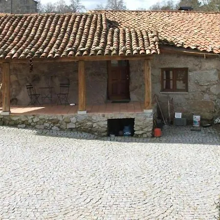 Casa Dos Moinhos De Aveia Alverca da Beira