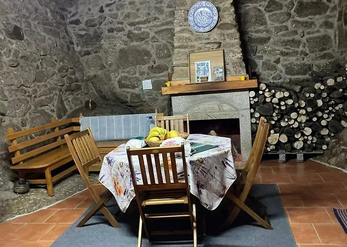 Dom wakacyjny Casa Dos Moinhos De Aveia Alverca da Beira
